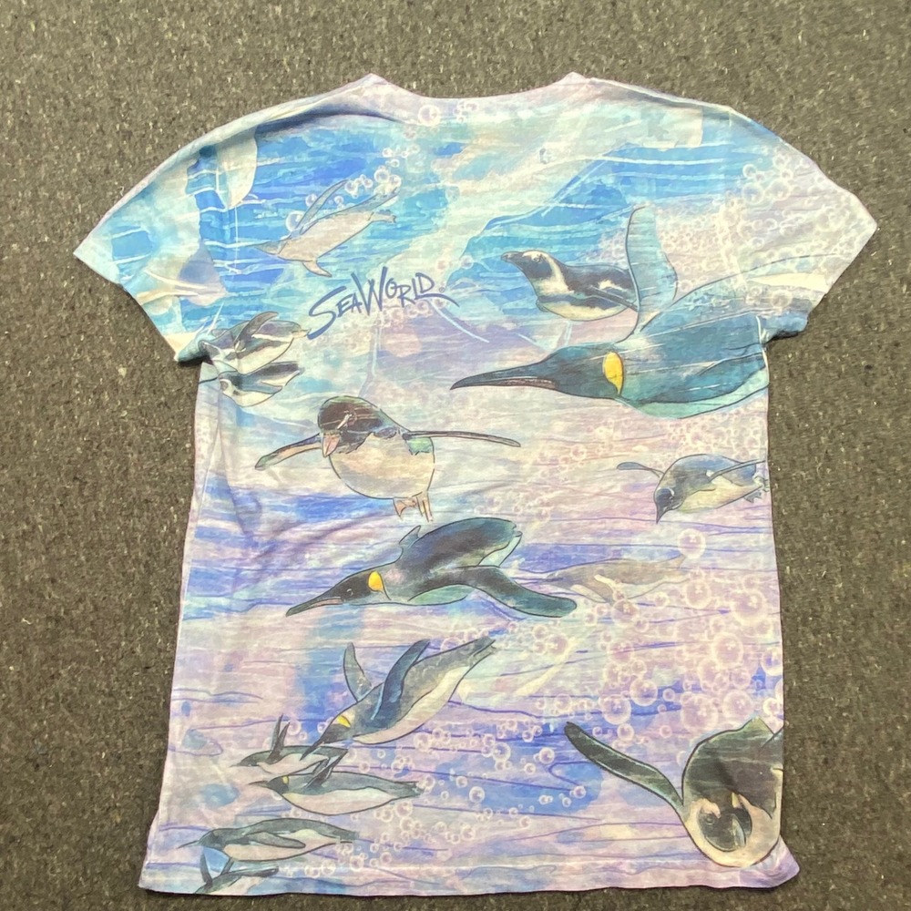 SeaWorld Penguin All Over Print TShirt Sz M Blue Purple Watercolor Graphic Tee - Picture 6 of 10